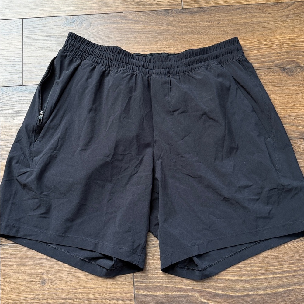 Men’s Lululemon Pace Breaker Short Linerless 7” size L